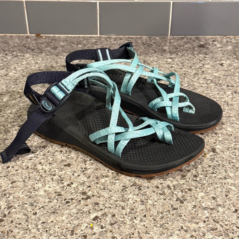 Chaco Women's Z/Cloud X sandal size 9